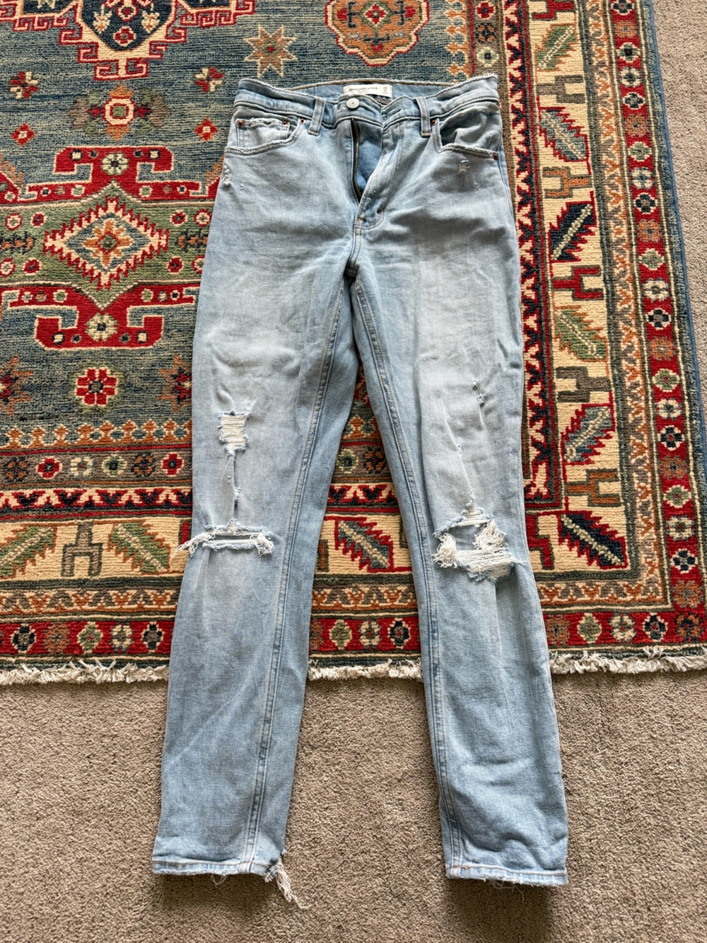 Like new! Abercrombie & Fitch The Skinny High Rise Jean 25